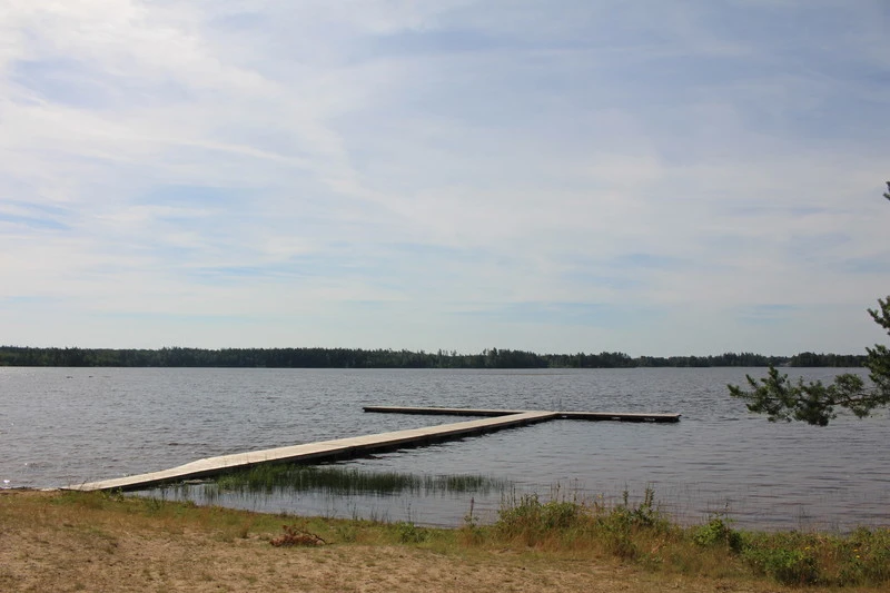 Bryggan vid Norraryds badplats