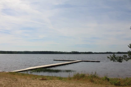 Bryggan vid Norraryds badplats